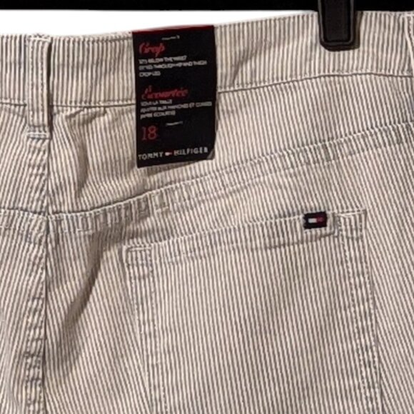 Tommy Hilfiger Blue and White Pinstriped Crop Leg Pants NWT - Picture 5 of 10